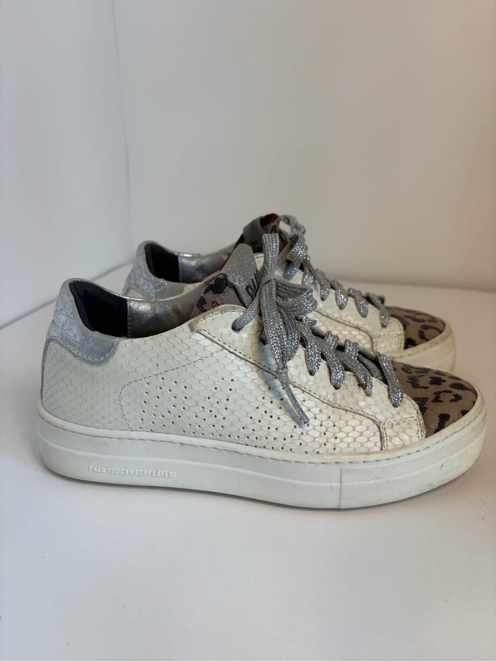 P448 White Leather Leopard Accent Women’s Sneakers Size 35 US 5